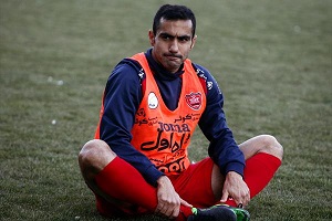 بازیکن پرحاشیه پرسپولیس دراستانه جدایی ازسرخ پوشان:ستاره جنجالی سرخ پوشان درپی فسخ قرارداد با باشگاه/شوک جنجالی به باشگاه پرسپولیس و هوادران