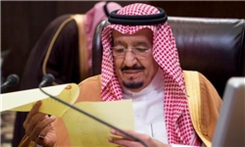 شاه عربستان بر حل سیاسی بحران یمن تأکید کرد