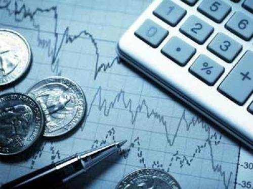 می گویند فقها نباید در مورد مسائل اقتصادی نظر دهند/ مشکل شمایید آقای اقتصاددان!