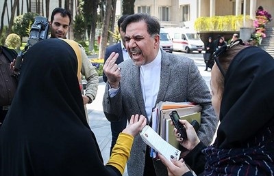  نامه جمعی از فعالان رسانه‌ای به رئیس‌جمهور پیرامون رفتار وزیر راه با یک خبرنگار 