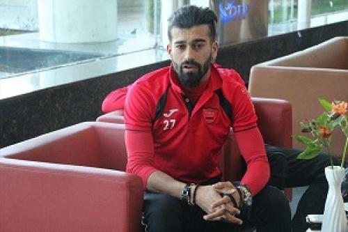 خبرخوش به هوادران پرسپولیس:بازگشت بازیکن جنجالی سرخ پوشان به ترکیب تیم/بازگشت بمب جنجالی واقای گل سرخ پوشان /دیدار نهایی لیگ برتر باحضور شاه ماهی سرخ پوشان 