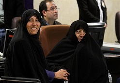 همسر و دختر هاشمی رفسنجانی به انگلیس رفتند 
