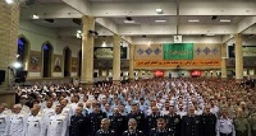 عکس/ نظم ارتشی در دیدار با رهبری