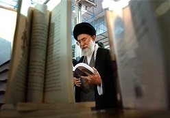  خاطرات رهبر انقلاب در نمایشگاه