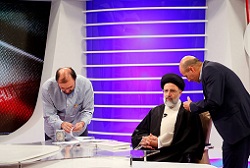 عکس/ پشت صحنه ضبط برنامه رئیسی 