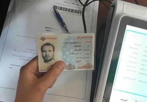 قالیباف در اردبیل رای خود را به صندوق انداخت+ عکس 