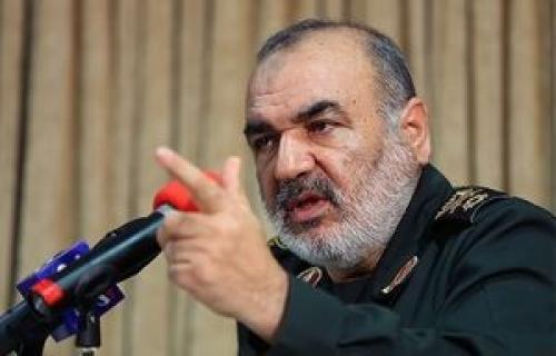 اعتراف ۵۰ رئیس جمهور در عربستان به قدرت مهارناپذیر ایران/ هرکس بخواهد به ایران صدمه بزند سپاه در برابرش می‌ایستد