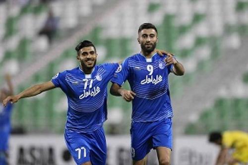 جدایی یک ابی پوش دیگر ازاستقلال قطعی شد:با این شرایط قراردادم را با استقلال تمدید نمی‌کنم/مذاکرات مخفیانه سرخ پوشان با شاه ماهی /برخورد تند منصوریان با ستاره ابی پوش