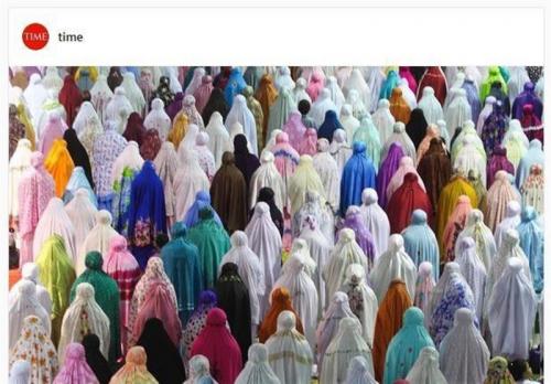  عکس مجله تایم ازنماززنان مسلمان اندونزی 