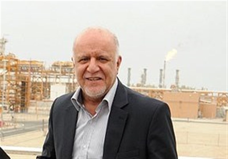  واکنش زنگنه به کاهش قیمت نفت پس از تصمیم اوپک: "عجیب است، نمی‌دانم چرا؟" 