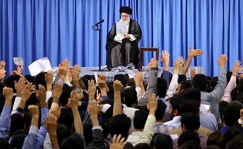 ماجرای انتقادات فرهنگی دانشجویان در دیدار با رهبر انقلاب چه بود؟ 