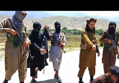 ربوده شدن ۹ غیر نظامی توسط حامیان داعش در مرکز افغانستان 