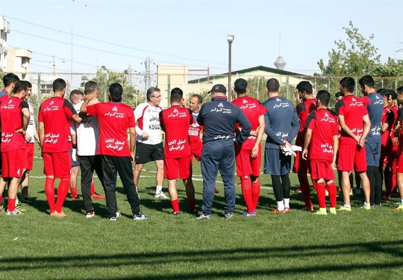 ملی‌پوشان پرسپولیس با یک هفته تاخیر در جمع سرخپوشان 