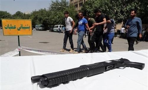 عکس/ دستگیری ۱۴۵ سارق و زورگیر شهر تهران 