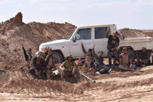 حشدالشعبی درمرزسوریه خندق حفر می‌کند