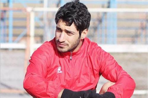 جنجال در اردوگاه سرخ پوشان بالا گرفت:درگیری ستاره پرحاشیه پرسپولیس با برانکو/اخراج بازیکن جنجالی از تیم تصمیم برانکو جدی است/شاه ماهی به دنبال جدایی ارباشگاه