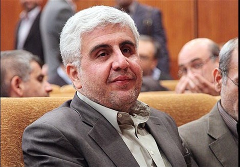 اولویت‌های اصلی"فرهاد رهبر"دردانشگاه آزادچیست؟ 