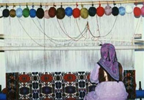  "قالی گل سرخ" اسفندقه ثبت ملی می‌شود 