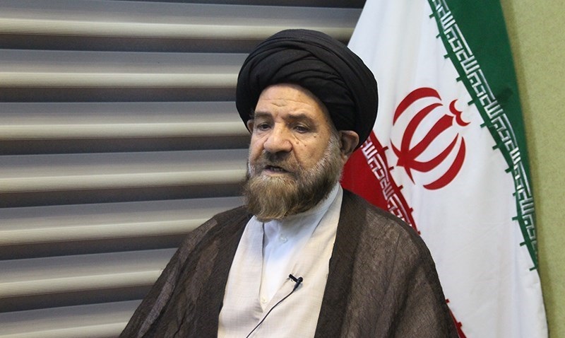  رفع تبعیض و فقرزدایی اولویت روحانی باشد/ مشکل جوانان «مسکن» و «بیکاری» است 