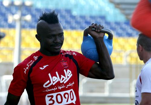 من مشکلی در تیم پرسپولیس ندارم/ از پرسپولیس جدا نخواهم شد و اهداف بزرگی دارم