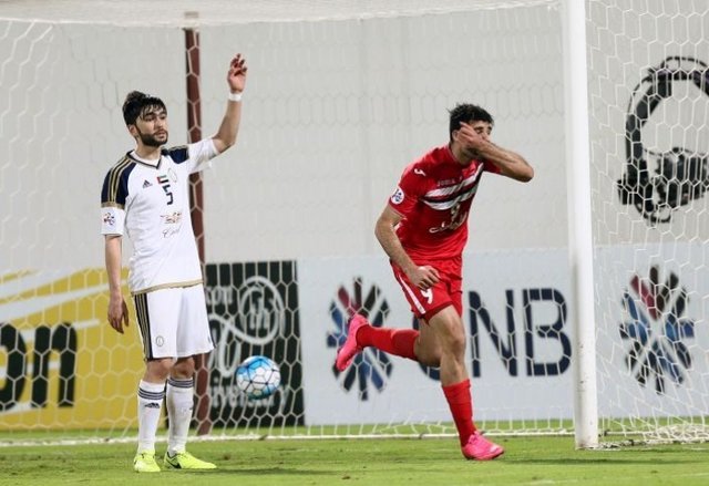 هواداران پرسپولیسی نمای استقلالی اشک‌ طارمی را درآوردند/ ناداوری علیه پرسپولیس
