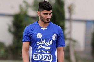  تمدید قرارداد 4 ساله زکی پور با استقلال 