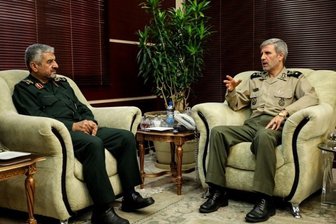  دیدار فرمانده کل سپاه پاسداران با وزیر دفاع 