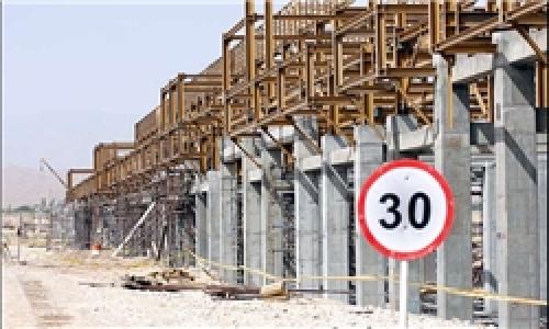 وقتی زور وزارتخانه‌های نفت و صنعت و نمایندگان به دلالان نمی‌رسد/ واردات کالای مشابه داخلی در صنعت نفت با بودجه دولتی