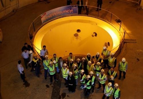 بازدید خبرنگاران رسانه‌های داخلی از «قلب رآکتور» خندابِ اراک 