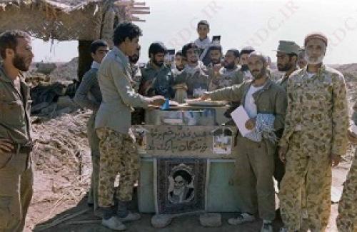  عکس/ ایستگاه صلواتی رزمندگان در جبهه