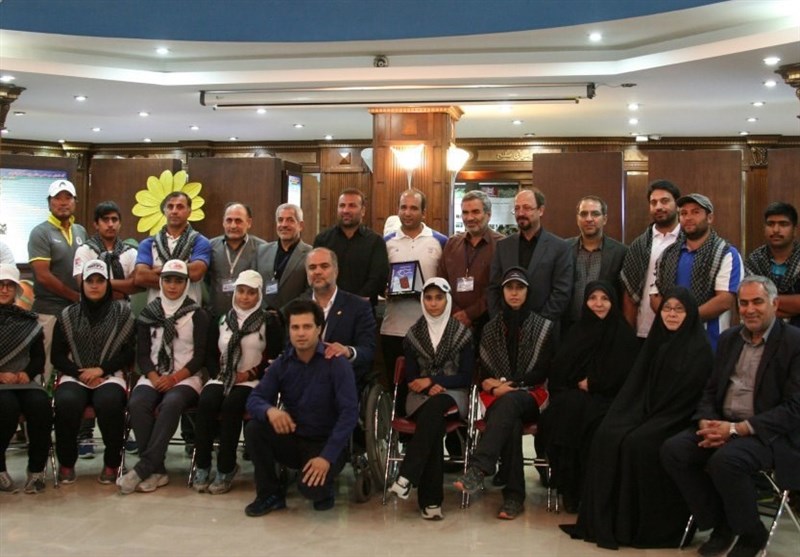 بازدیدملی پوشان تیراندازی ازموزه صلح تهران 