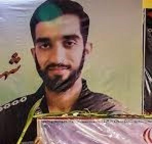  عکس/ اقامه نماز بر پیکر شهید حججی