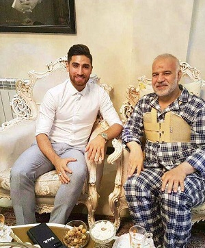 عکس/ عیادت علیرضا جهانبخش از حبیب کاشانی