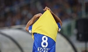 بمب خبری پرسپولیس منفجرشد: مذاکره سرخ پوشان با ستاره جنجالی ابی پوش/ بازیکن مغضوب استقلال در راه سرخ پوش شدن/شاه ماهی رسما از استقلال جدا شد