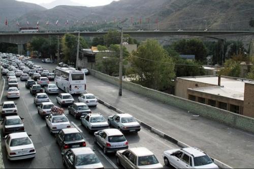 ترافیک سنگین در آزاد راه کرج-تهران/هراز مسدود است
