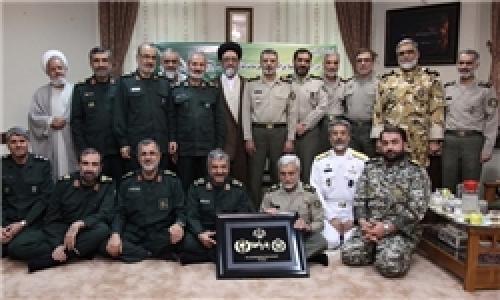 همایش همدلی و اتحاد ارتش و سپاه آغاز شد