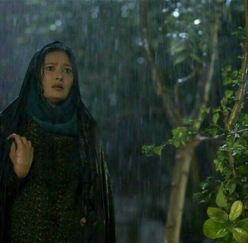 بازیگر زن اهل ترکیه با چادر +عکس