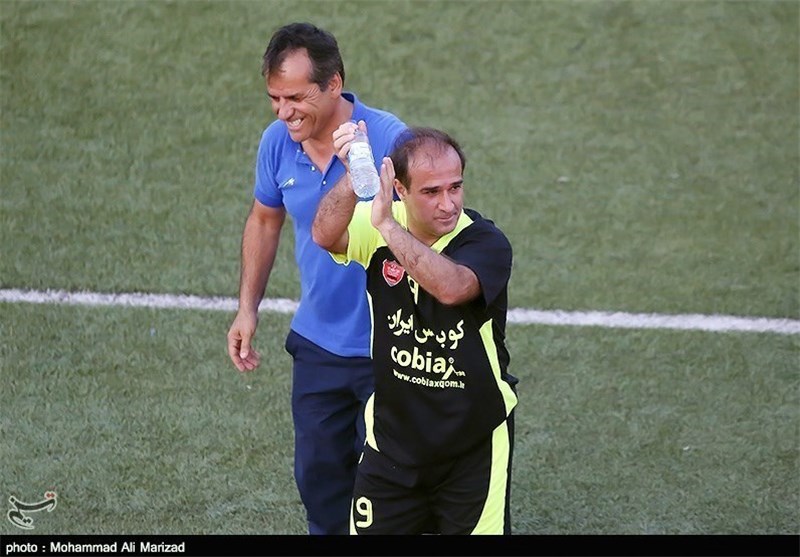  هافبک‌های استقلال باید در فاز هجومی مشارکت کنند 