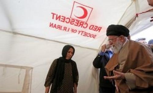  سخنان رهبر انقلاب در روستای زلزله‌زده کوئیک 