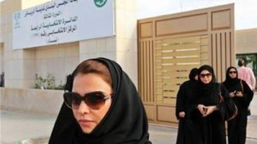 زمان ممنوعیت شنای مختلط در هتل‌های عربستان