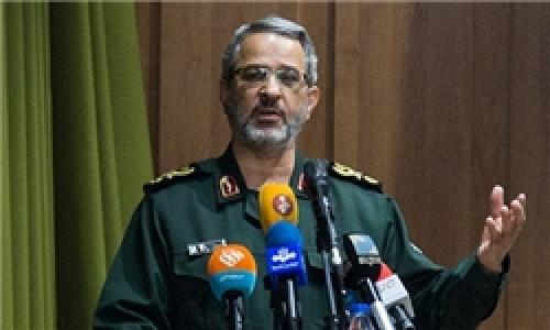 استمرار انقلاب اسلامی را در حیات طیبه بسیج باید جستجو کرد/بسیج معجزه انقلاب و امید آینده مستضعفان جهان است