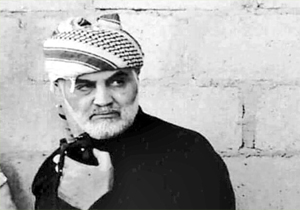  تصاویر جدید از حاج قاسم سلیمانی/ از اتاق عملیات تا خط مقدم با لباس غیرنظامی