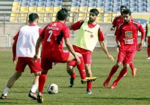  اعلام ترکیب پرسپولیس برای دیدار مقابل ذوب‌آهن