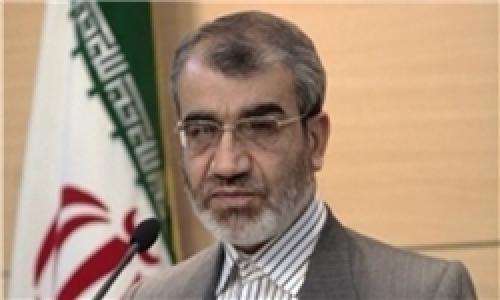 پاسخ کدخدایی درباره اتهام محمود صادقی به آیت‌الله مکارم شیرازی