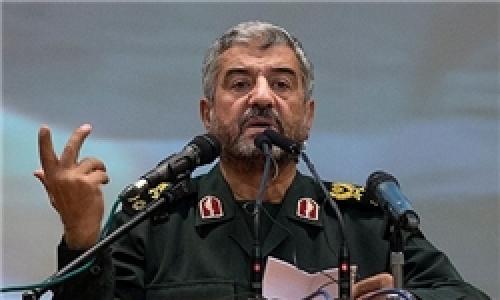 متاسفانه در مدیریت جامعه با سبک غربی مواجهیم/ توطئه‌های صهیونیستی،سعودی،آمریکایی در خاورمیانه شکست خورده است