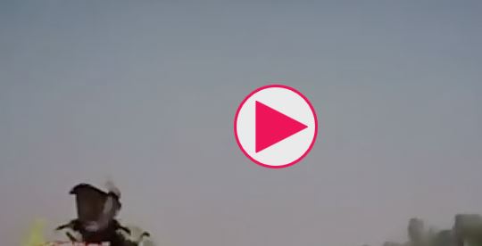 فیلم/یکی از فرماندهان تیپ فاطمیون که زخمی شده، اما به عقب برنمیگردد!