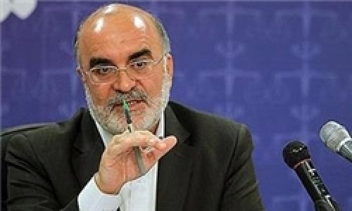 مردم را دعوت به خرید خودروی داخلی می‌کنند