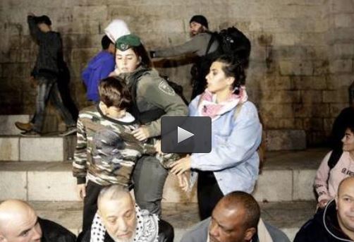  فیلم/کتک خوردن پلیس زن اسرائیلی از زن فلسطینی