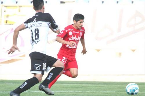 بمب جنجالی استقلال در اردوگاه سرخ پوشان منفجرشد:توافق نهایی اقای گل پرسپولیس با استقلالی ها