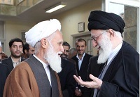  عکس/ آیت‌الله حائری شیرازی در کنار رهبر انقلاب